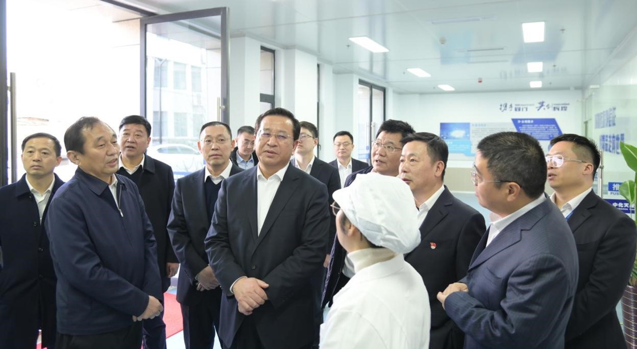 中国化学工程集团有限公司党委书记、董事长戴和根莅临中化天康调研指导工作